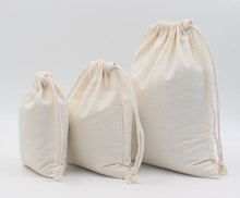 Cargar imagen en el visor de la galería, Drawstring 100% cotton calico bags