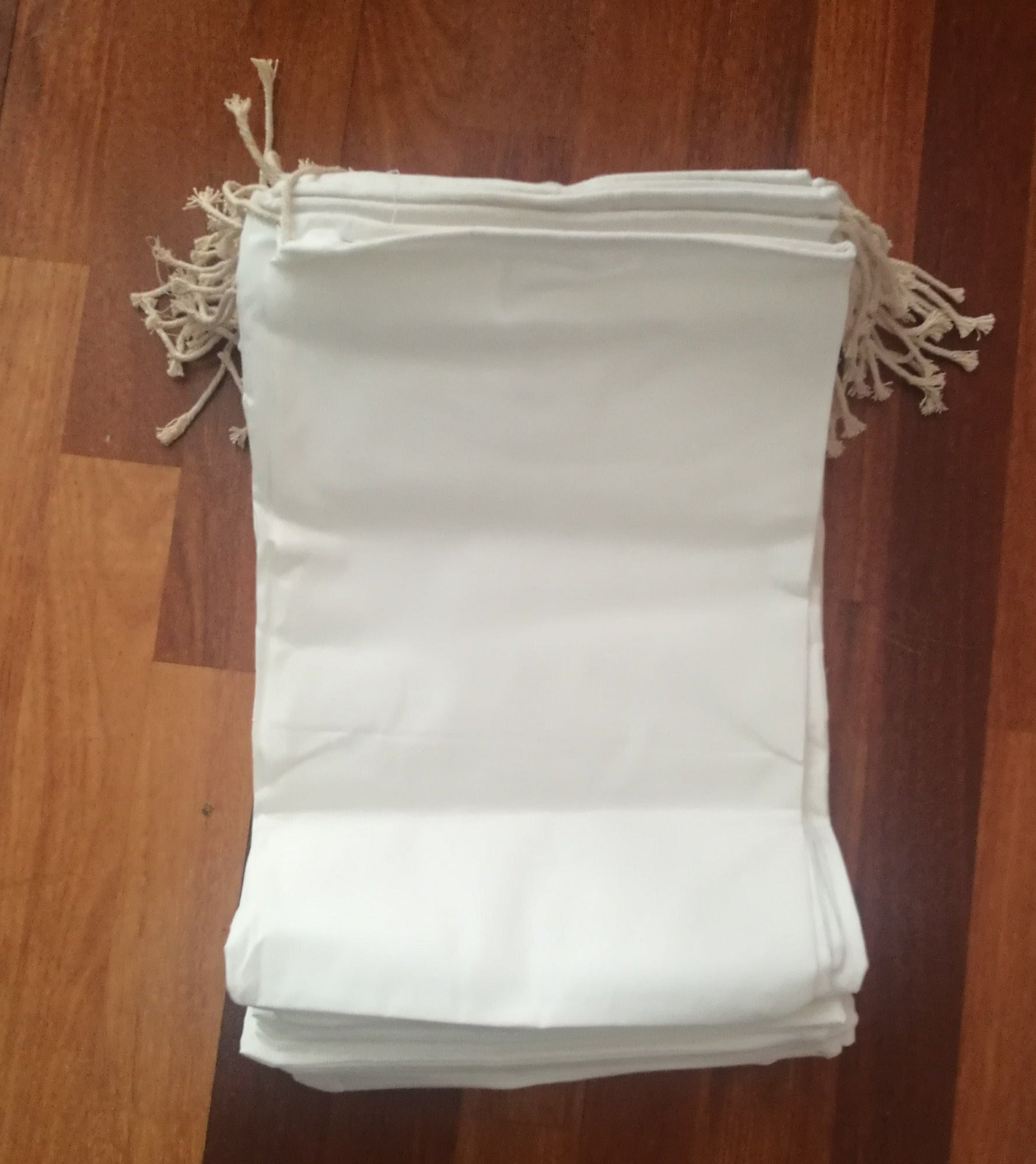 Drawstring calico sample bags – Geomax International Trading Pty Ltd